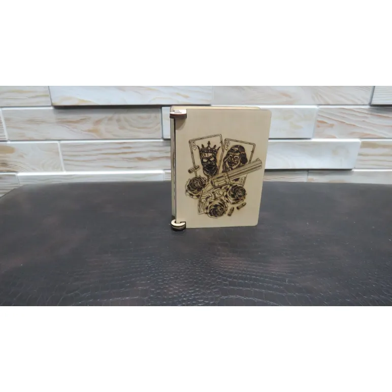 Подарочная шкатулка-футляр для игральных карт